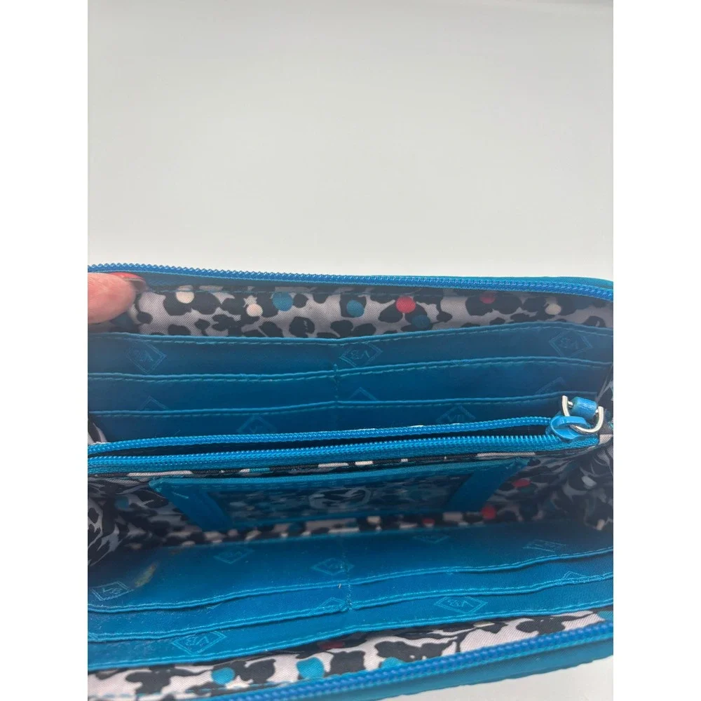 Vera Bradley Teal Blue Quilted Microfiber Zip Around Accordion Wallet Leopard